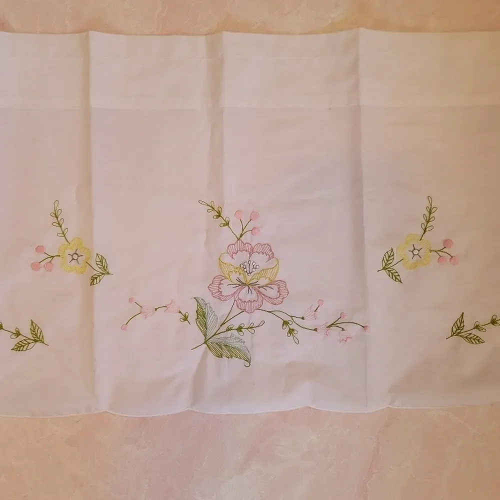 Vintage window treatment 1 single panel floral embroidery white cottagecore coun